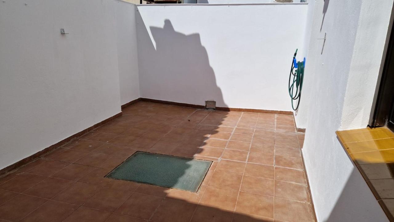 Apartamento Baeza Cozar 1 Apartment Exterior photo